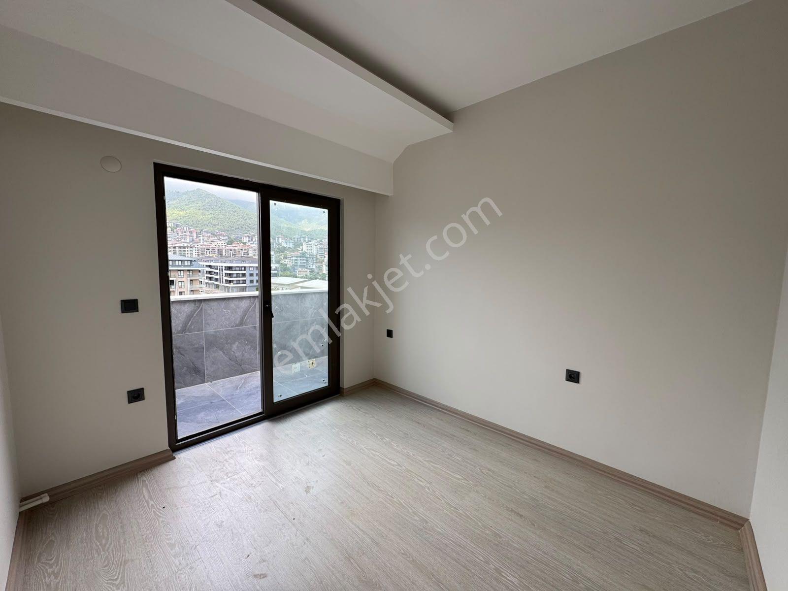 Alanya Oba Çarşamba'da Satılık 3+1 Ayrı Mutfak Sıfır Dublex Daire — fotoğraf 18