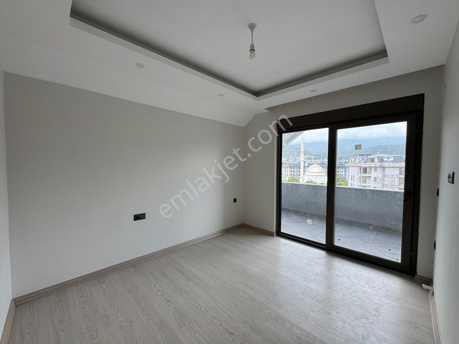 Alanya Oba Çarşamba'da Satılık 3+1 Ayrı Mutfak Sıfır Dublex Daire — fotoğraf 27