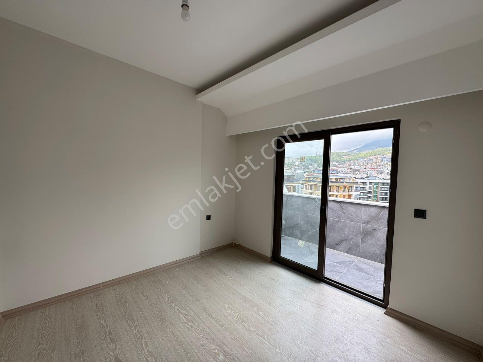 Alanya Oba Çarşamba'da Satılık 3+1 Ayrı Mutfak Sıfır Dublex Daire — fotoğraf 34