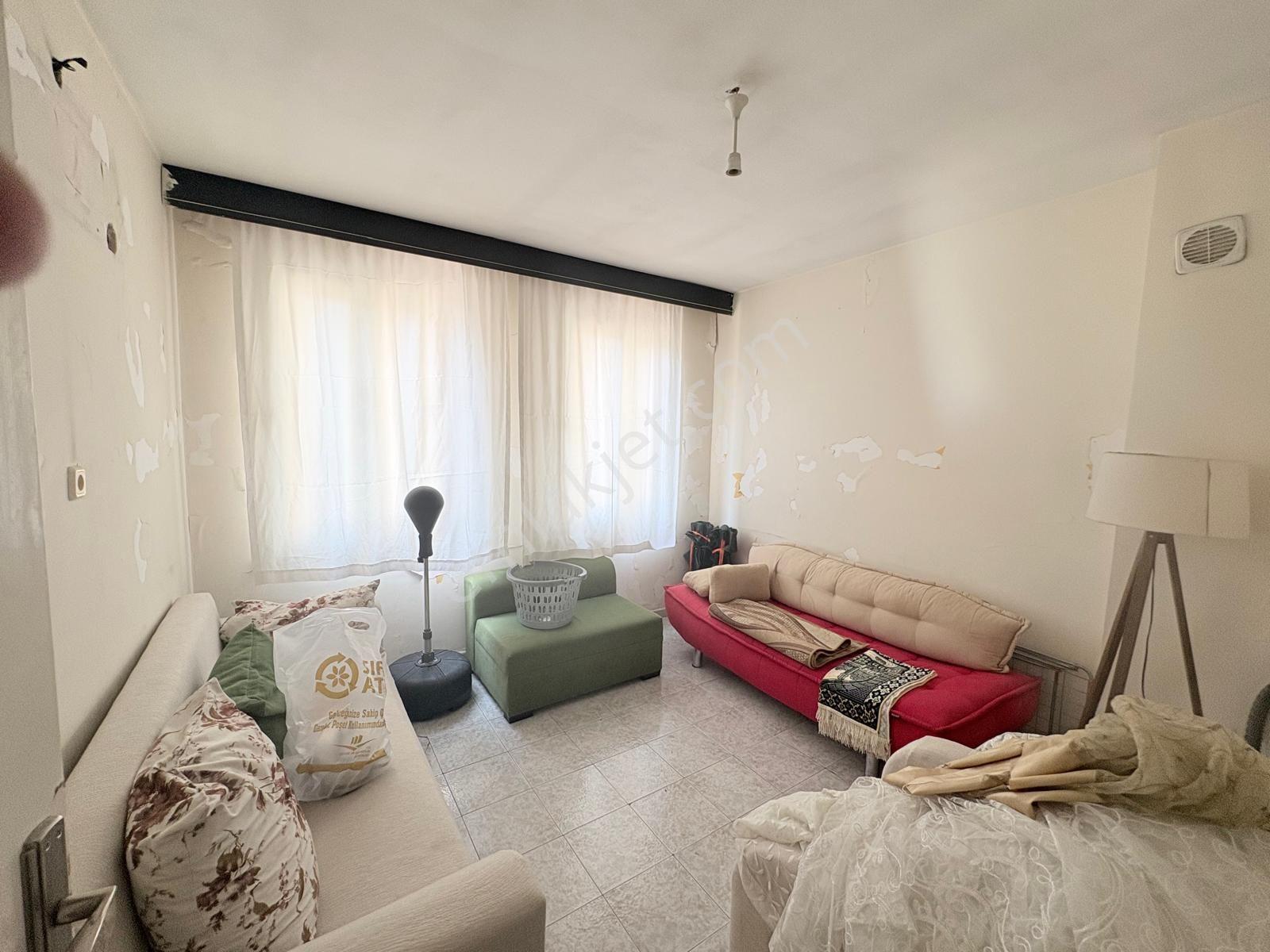 Prestij'den Kiremithanede Geniş Oturumlu Temiz 3+1 Daire — fotoğraf 16