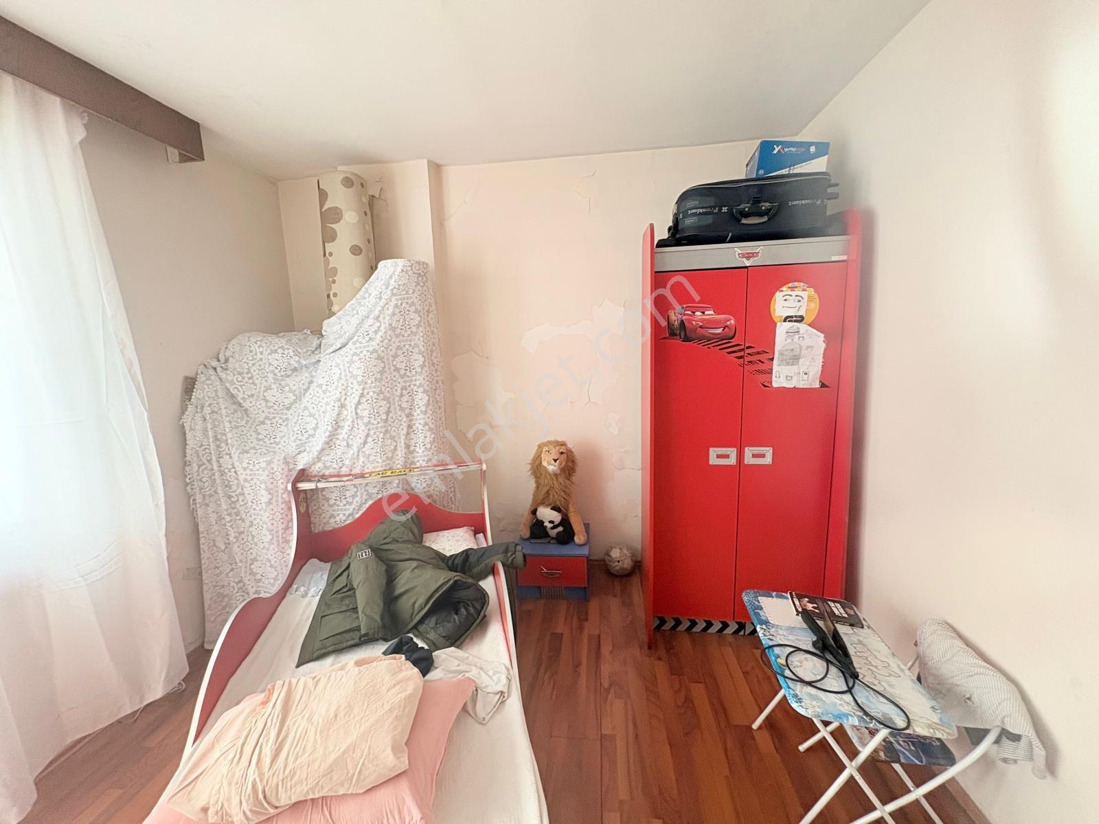 Prestij'den Kiremithanede Geniş Oturumlu Temiz 3+1 Daire — fotoğraf 21