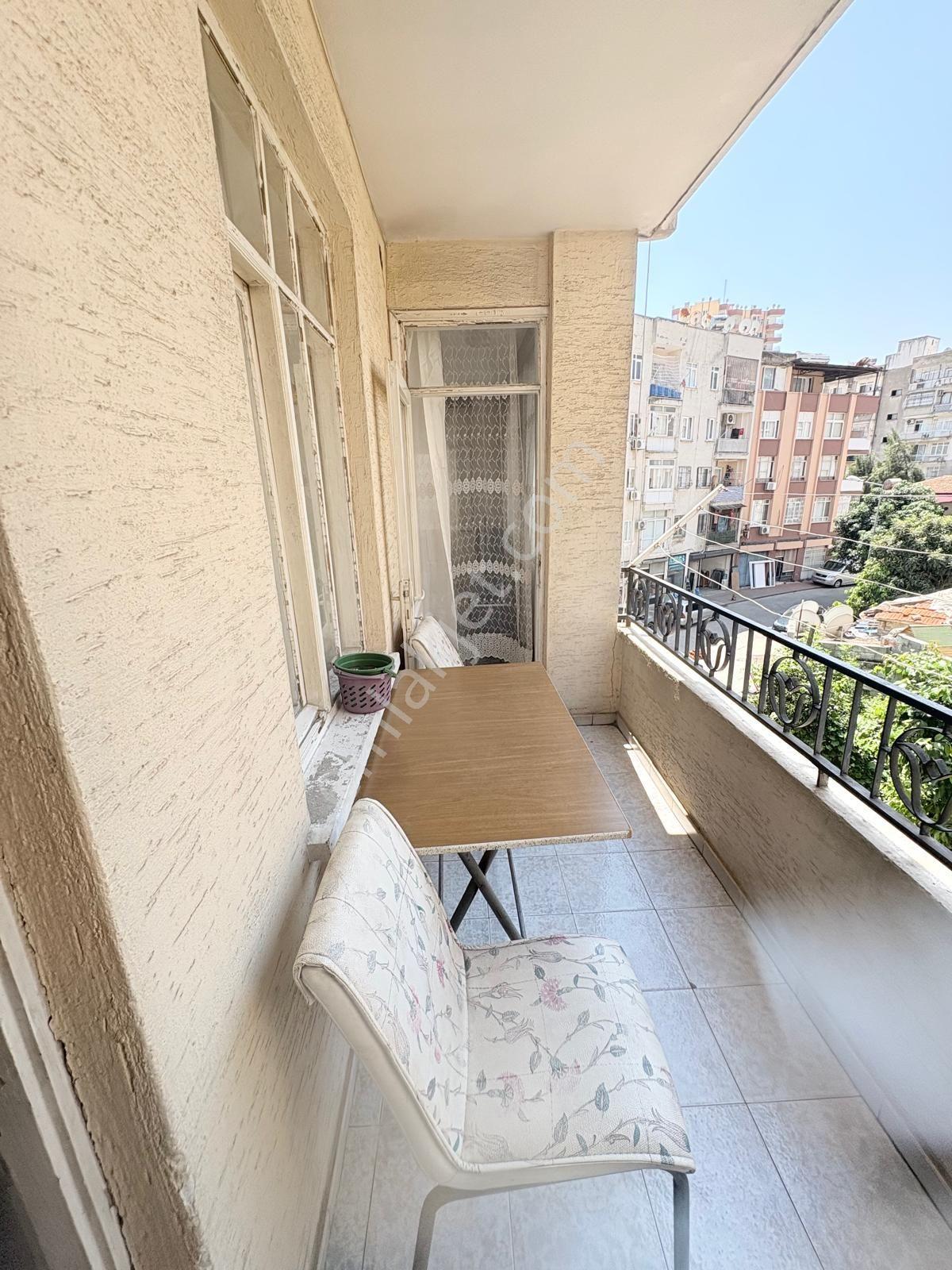 Prestij'den Kiremithanede Geniş Oturumlu Temiz 3+1 Daire — fotoğraf 26