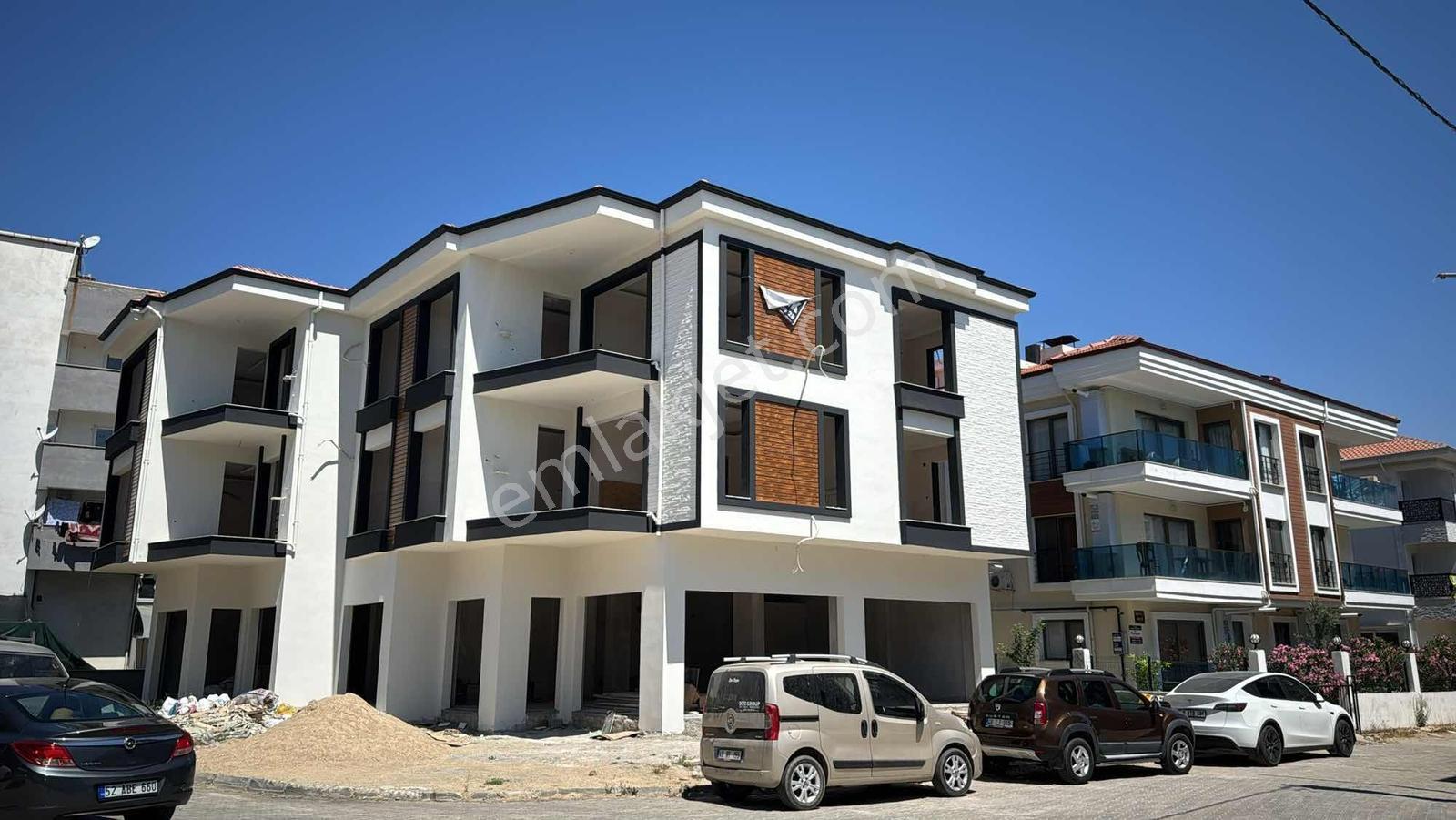 Milas Emek Mahallesinde Elit Lokasyonda Lüks 3+1 Daireler