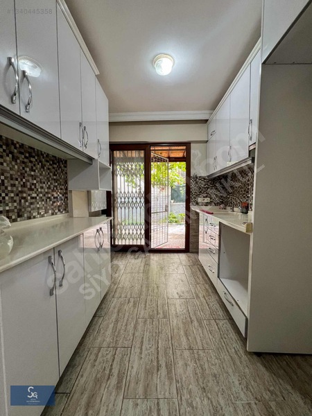 Siyo'dan Balçova'da 175m2 2+1 Müstakil Bahçeli Tadilatlı Kiralık — fotoğraf 8