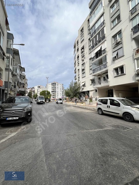 Siyo'dan Balçova'da 175m2 2+1 Müstakil Bahçeli Tadilatlı Kiralık — fotoğraf 21