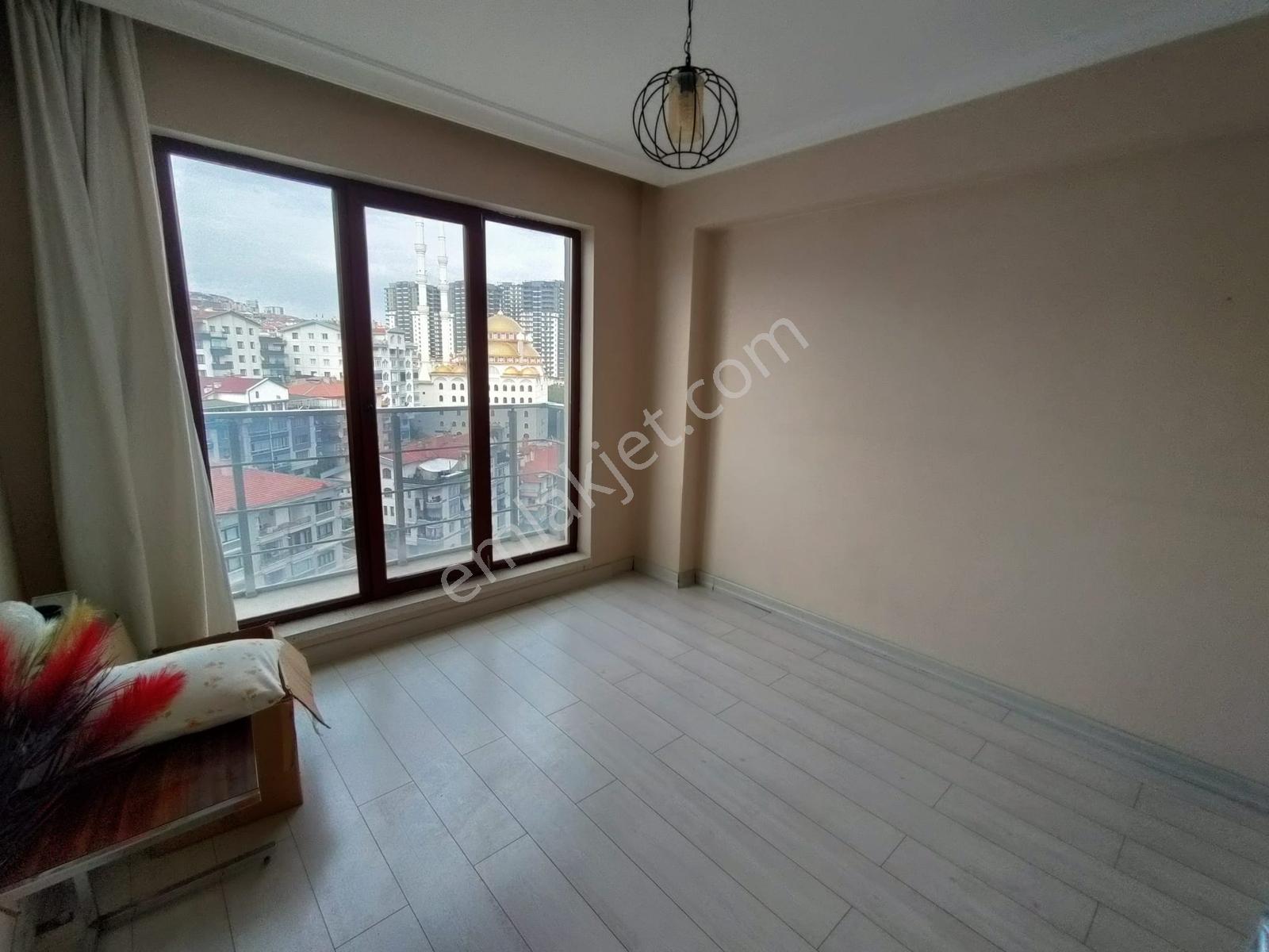 Ful Yapılı Manzaralı Cadde Kenarı Satılık 4+1 Daire — fotoğraf 21