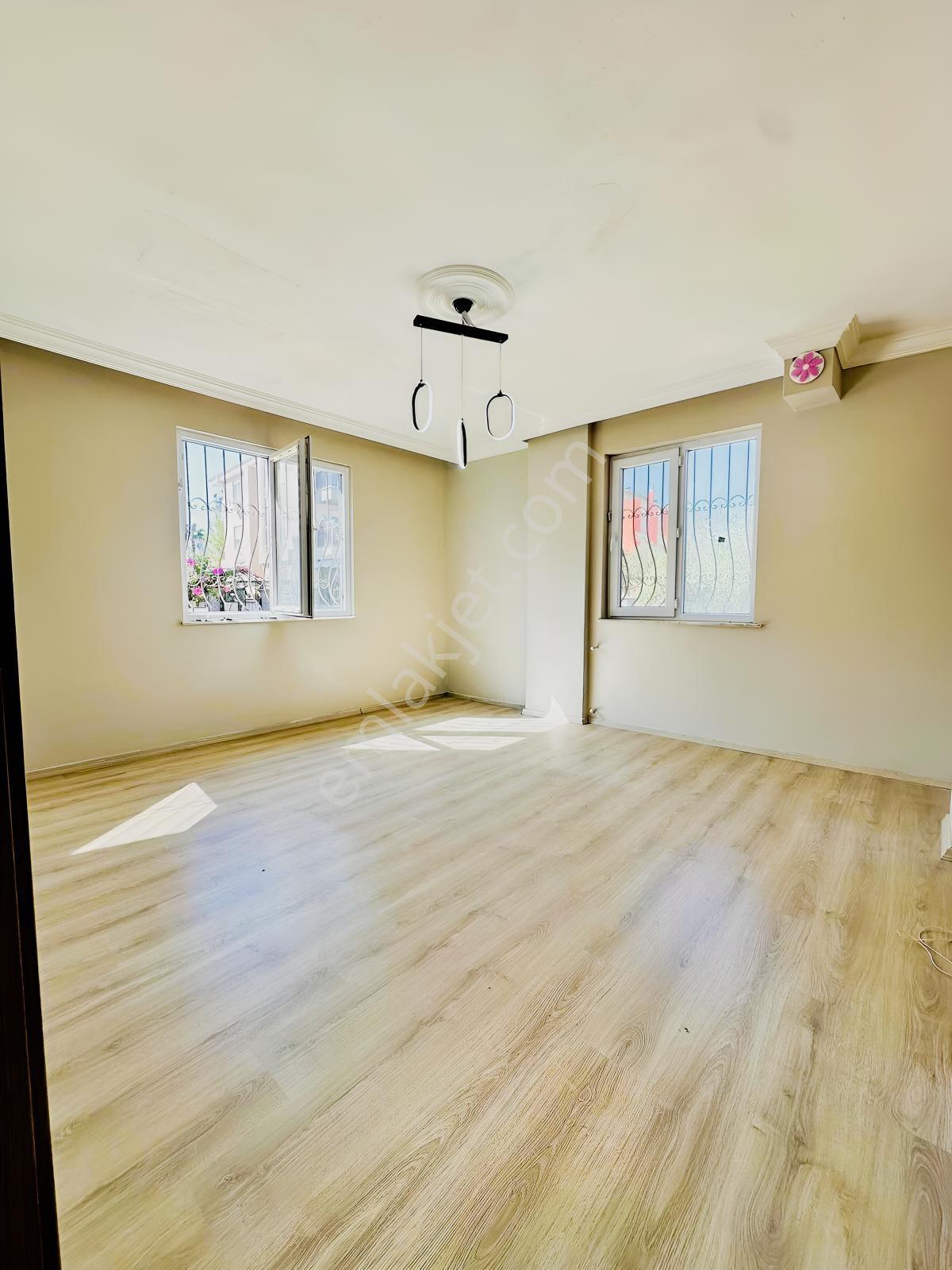 Özdoğan Emlaktan Ayanoğlun Da 2+1 90m2 Ebeveyn Banyolu Giriş Kat — fotoğraf 7