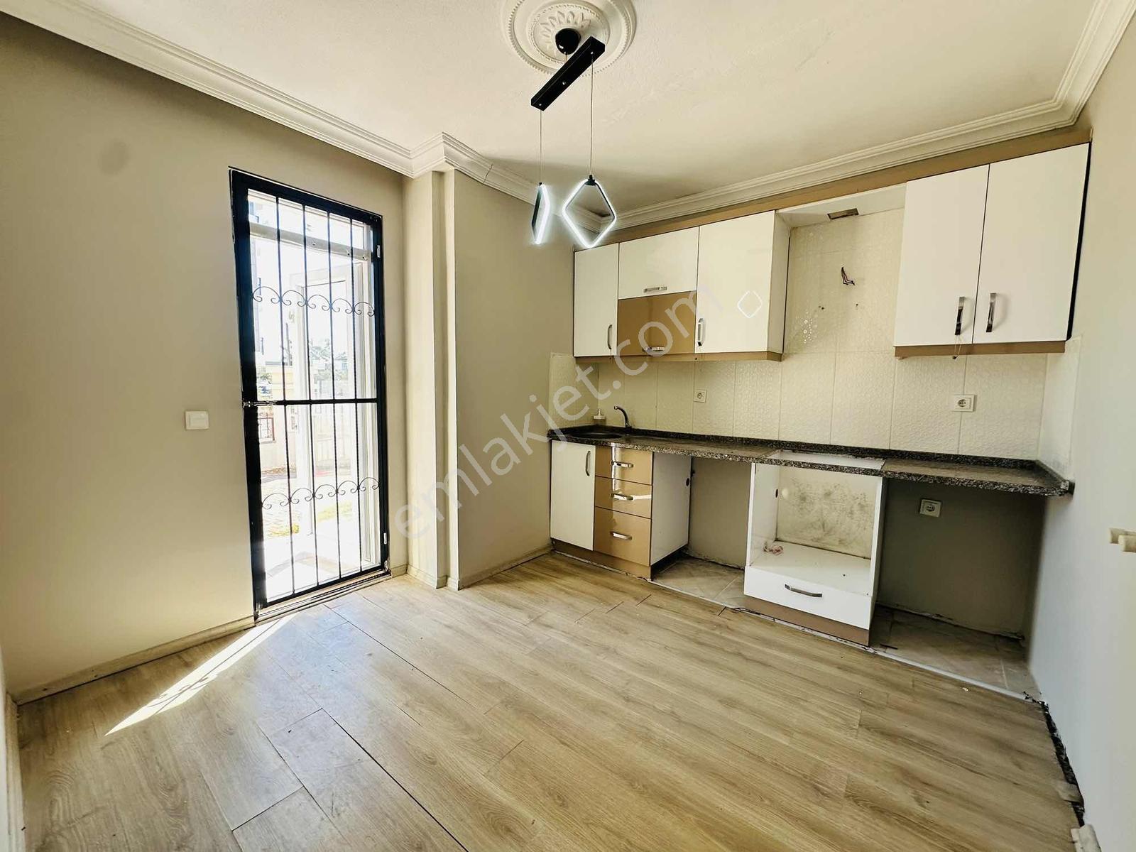 Özdoğan Emlaktan Ayanoğlun Da 2+1 90m2 Ebeveyn Banyolu Giriş Kat — fotoğraf 12