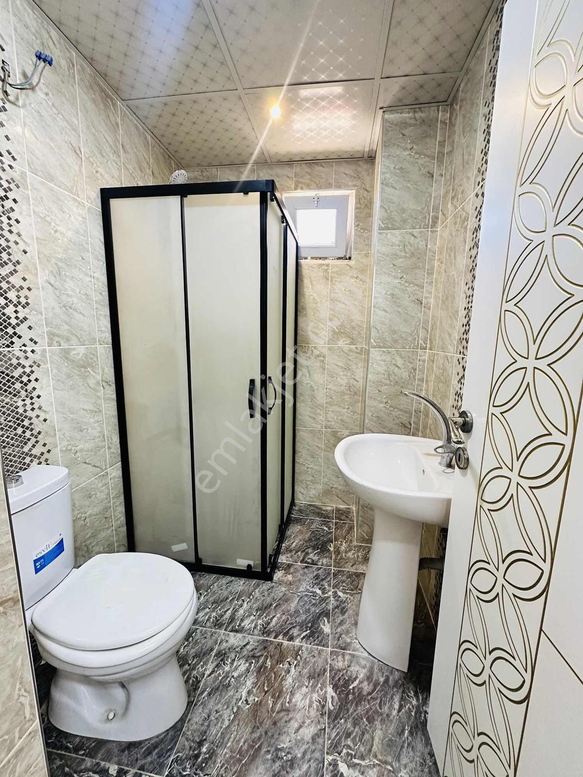 Özdoğan Emlaktan Ayanoğlun Da 2+1 90m2 Ebeveyn Banyolu Giriş Kat — fotoğraf 23