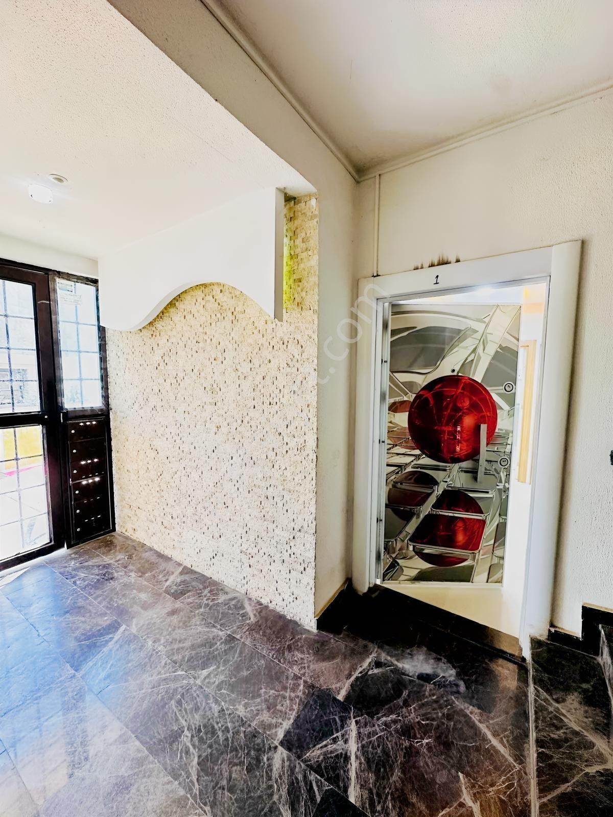 Özdoğan Emlaktan Ayanoğlun Da 2+1 90m2 Ebeveyn Banyolu Giriş Kat — fotoğraf 26