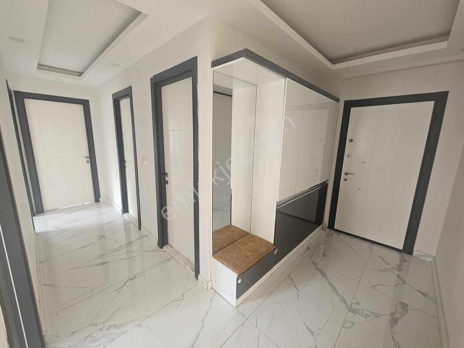 ~~çatıkule'den Belediye Civarı Okul Yolunda Kapalı Mutfak 3+1 — fotoğraf 19