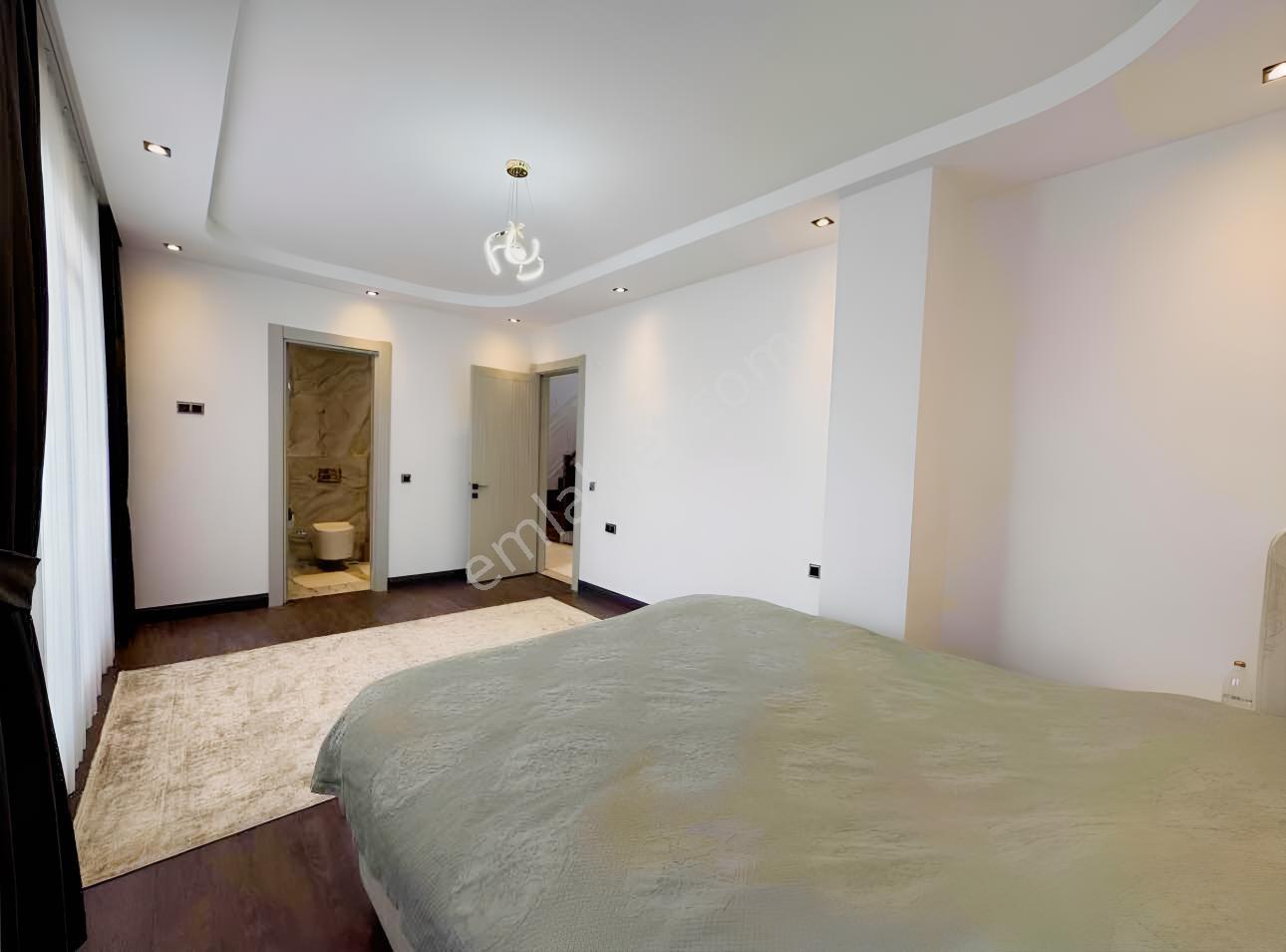 Remax'ten Büyükçekmece'de Müstakil Deniz Manzaralı 6+2 Villa — fotoğraf 19