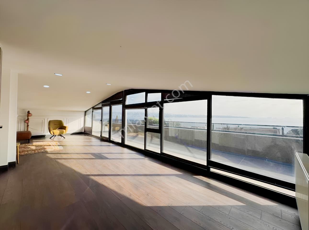 Remax'ten Büyükçekmece'de Müstakil Deniz Manzaralı 6+2 Villa — fotoğraf 23