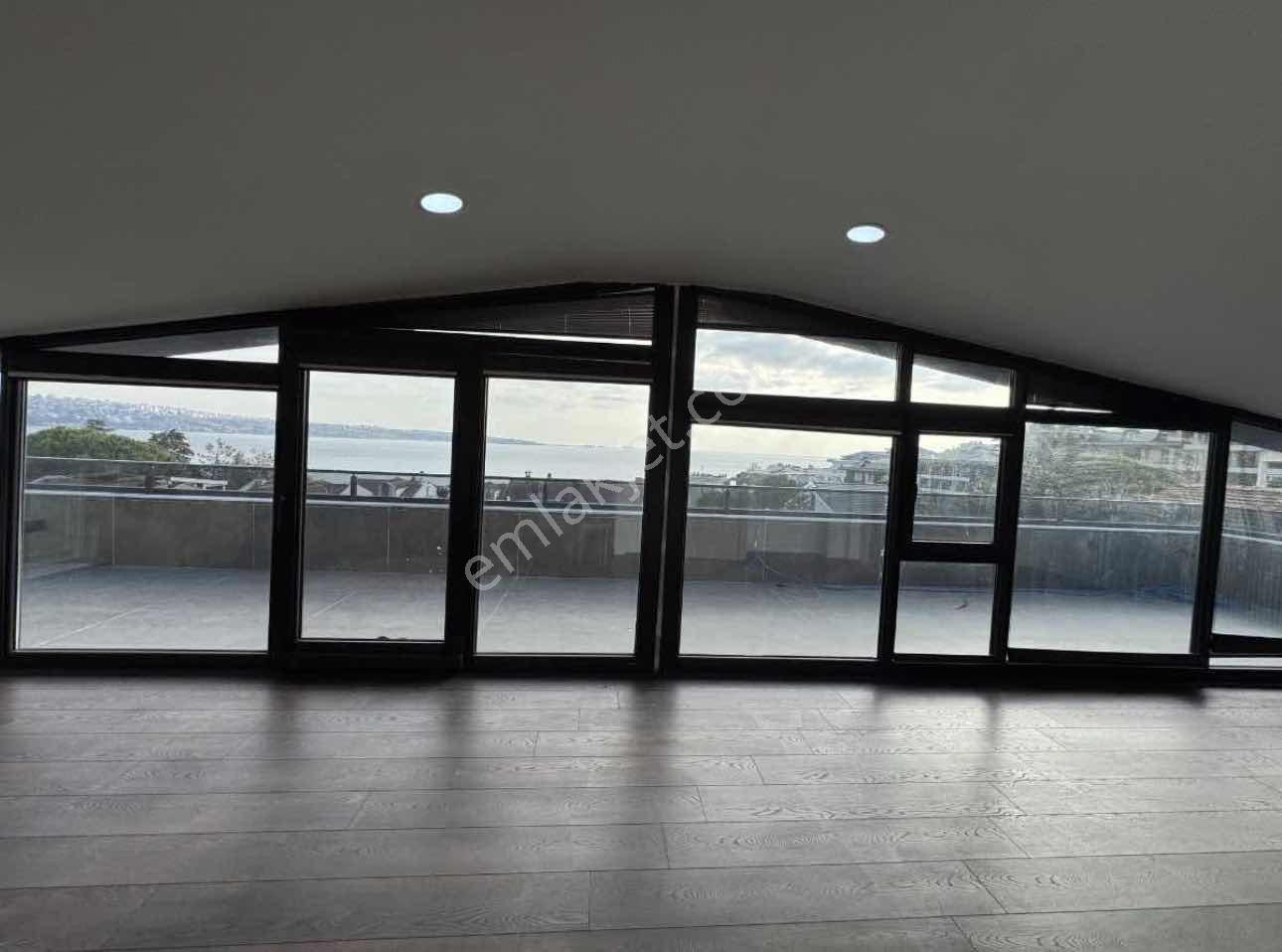 Remax'ten Büyükçekmece'de Müstakil Deniz Manzaralı 6+2 Villa — fotoğraf 25
