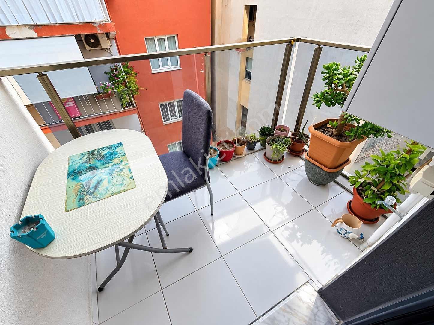 !!! Kuşadası'nda Satılık 2+1 Doğalgazlı Daire Yeni Bina !!! — fotoğraf 11