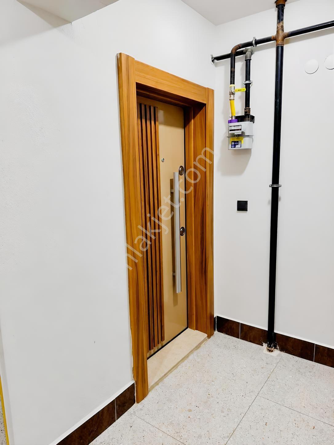 !!! Kuşadası'nda Satılık 2+1 Doğalgazlı Daire Yeni Bina !!! — fotoğraf 14