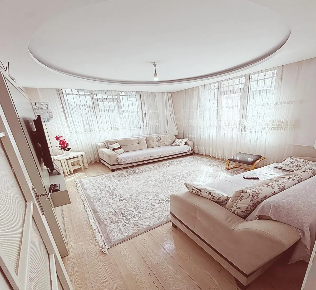 Acil Çınar Mh Satılık Tek Daire Üzeri 130m² 3+1 Merkezi Konum — fotoğraf 2