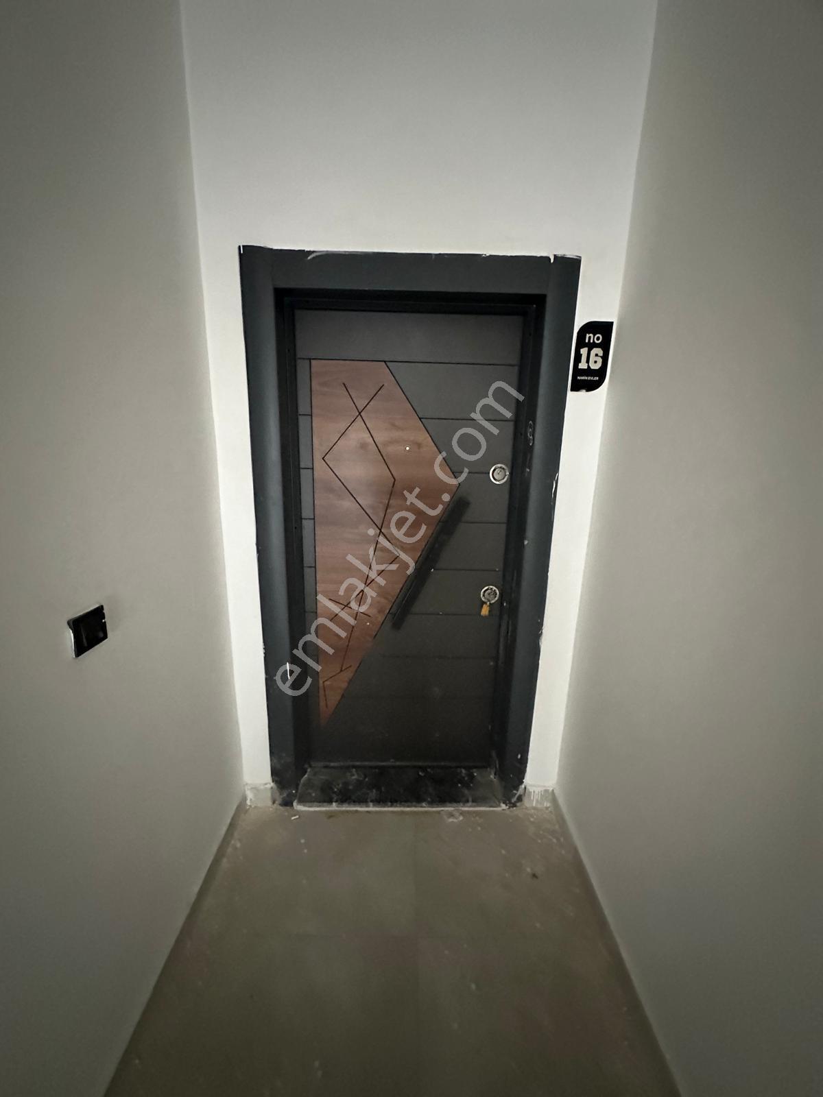 Gökhan Gökdemir'den Site İçerisinde Havuzlu Satılık 2+1 Daire — fotoğraf 6