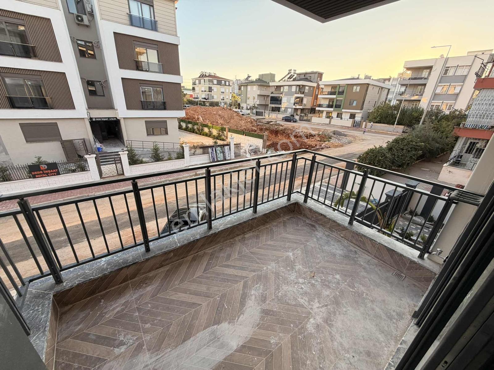 Muhteşem Konumda/ultra Lüks/ Geniş 1+1 Arakat 50m2 — fotoğraf 12