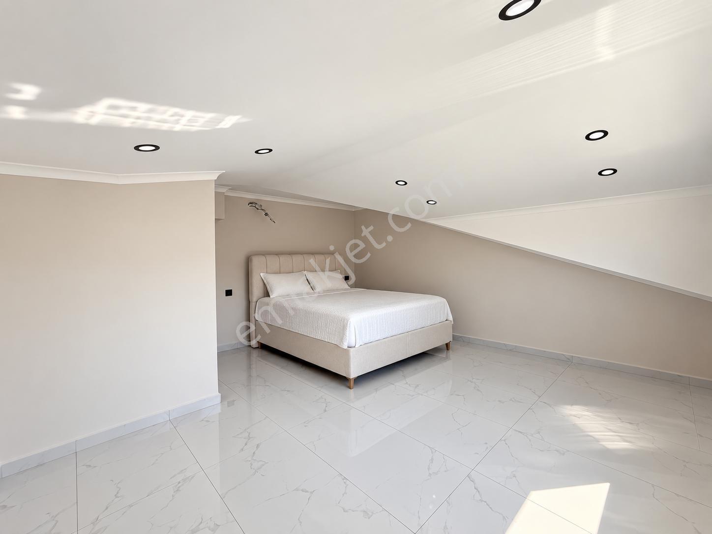 Fethiye Merkezde Yeni Binada Satılık Şık Dubleks Daire — fotoğraf 19