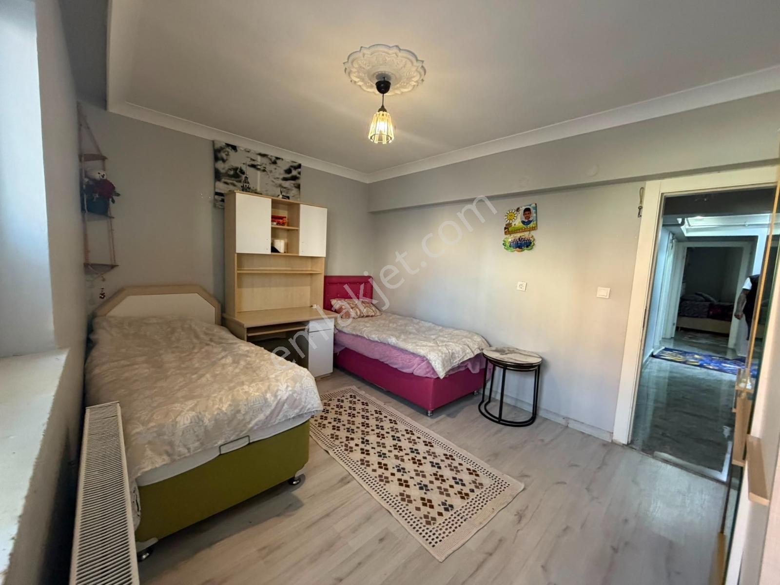 Andiçen Mah.3+1 Bağımsız Ara Katta Full Yapılı Ön Cephe Daire — fotoğraf 12