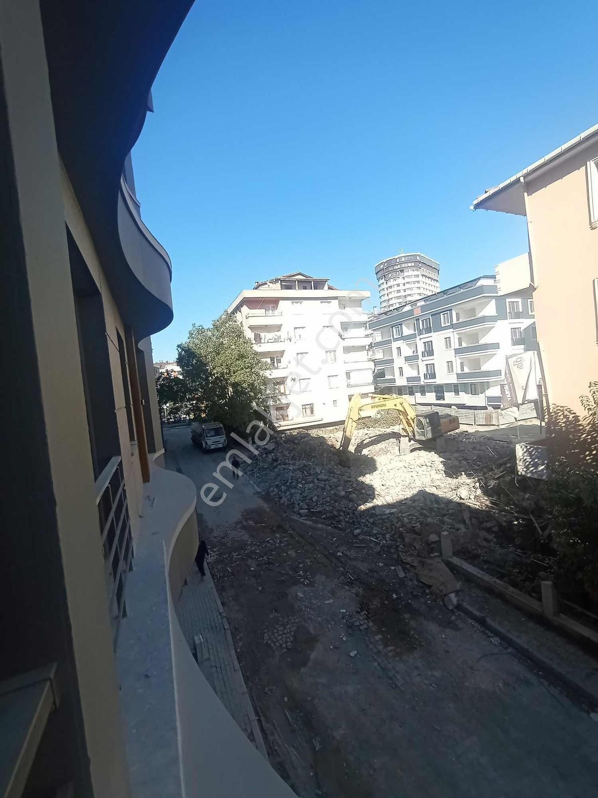 Avcılar Ünıversıte Mahallesı'nde Satılık 2 + 1 Daıre — fotoğraf 9