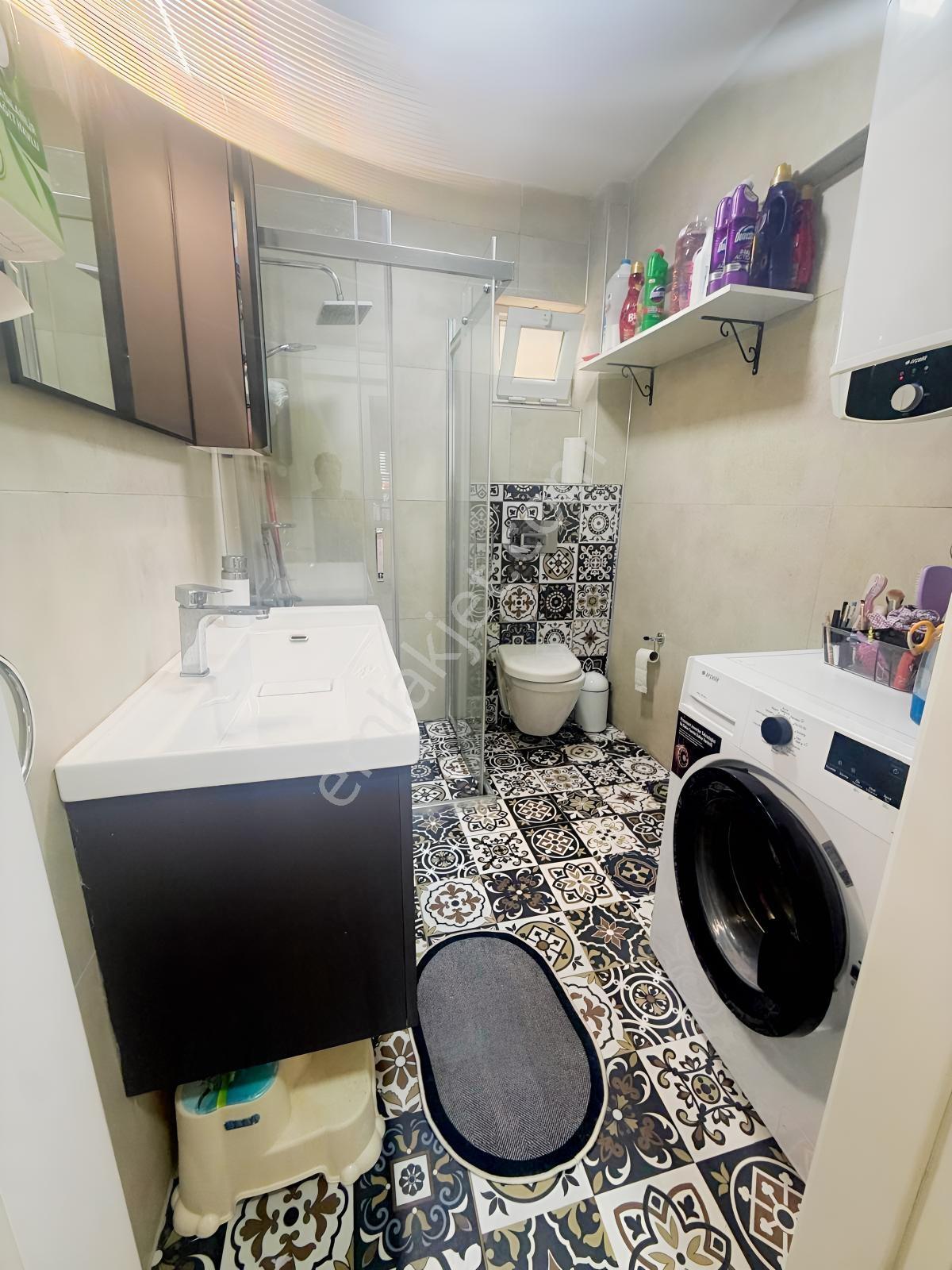 Badavut Koyunda Denize 100m İçi Yenilenmiş Bahçeli Satılık Daire — fotoğraf 10
