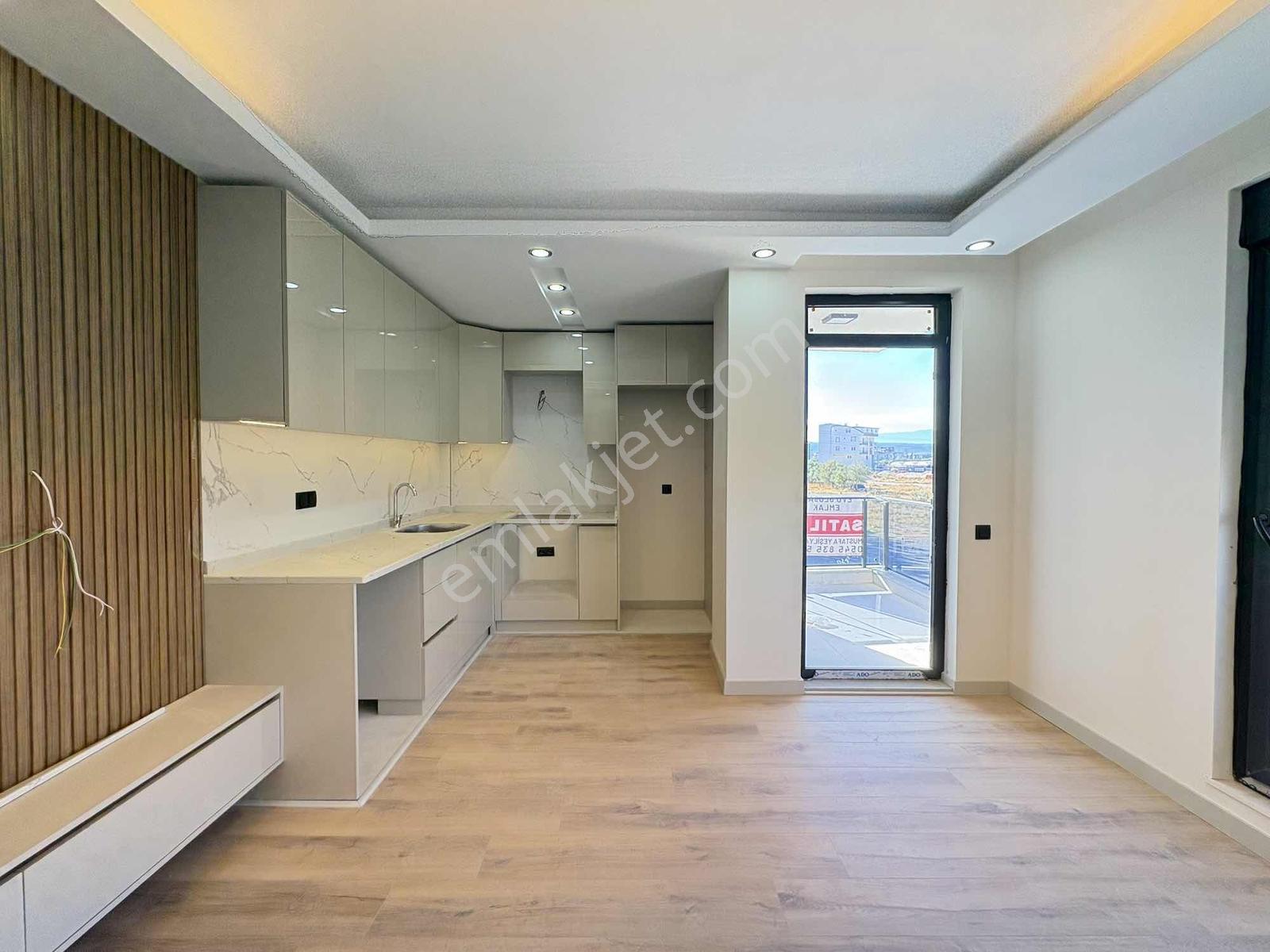 Kepez Şelale'de 1. Sınıf İşçilikli 2+1 Köşe Parsel Satılık Daire — fotoğraf 3