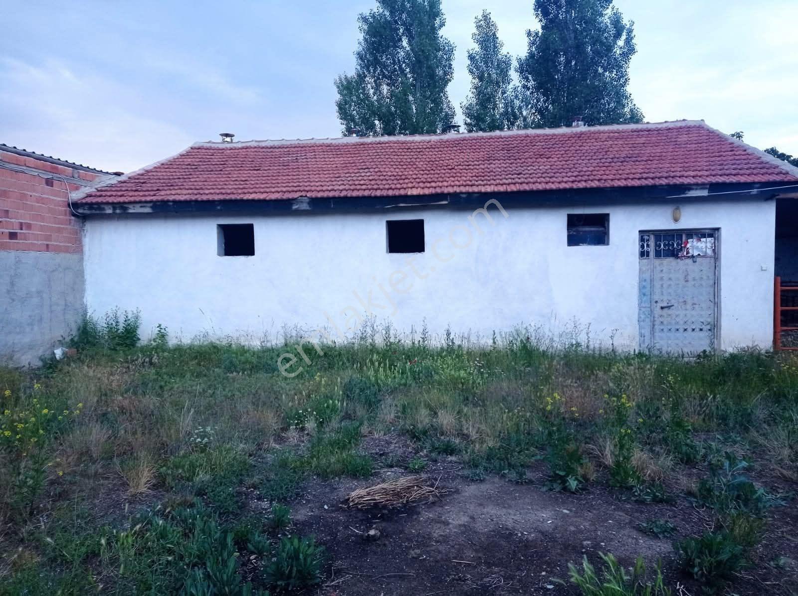 Degırmendere Ķöyü Icınde Icınde Ev De Olan Tarla Satılıktır