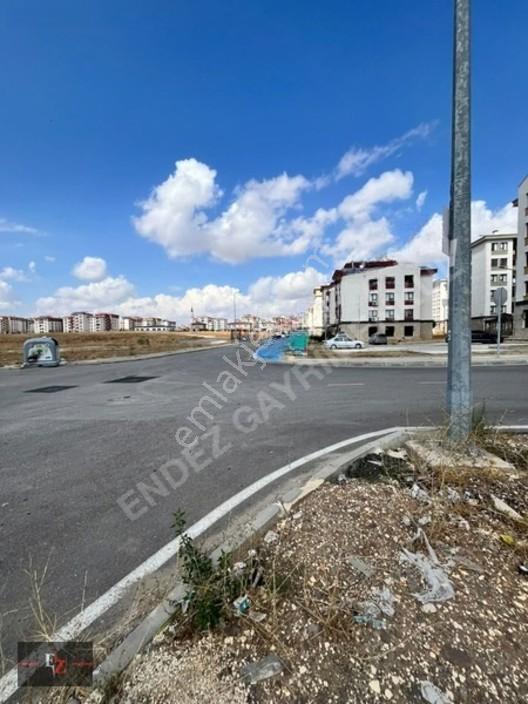Kuzeyşehir'de 6 Kat Müsaadeli Konut Arsası — fotoğraf 6