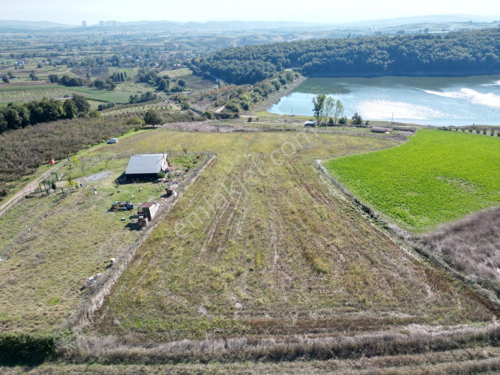 Söğütlü Beşdeğirmende Baraj Manzaralı Satılık 11.659 M2 Tarla — fotoğraf 32