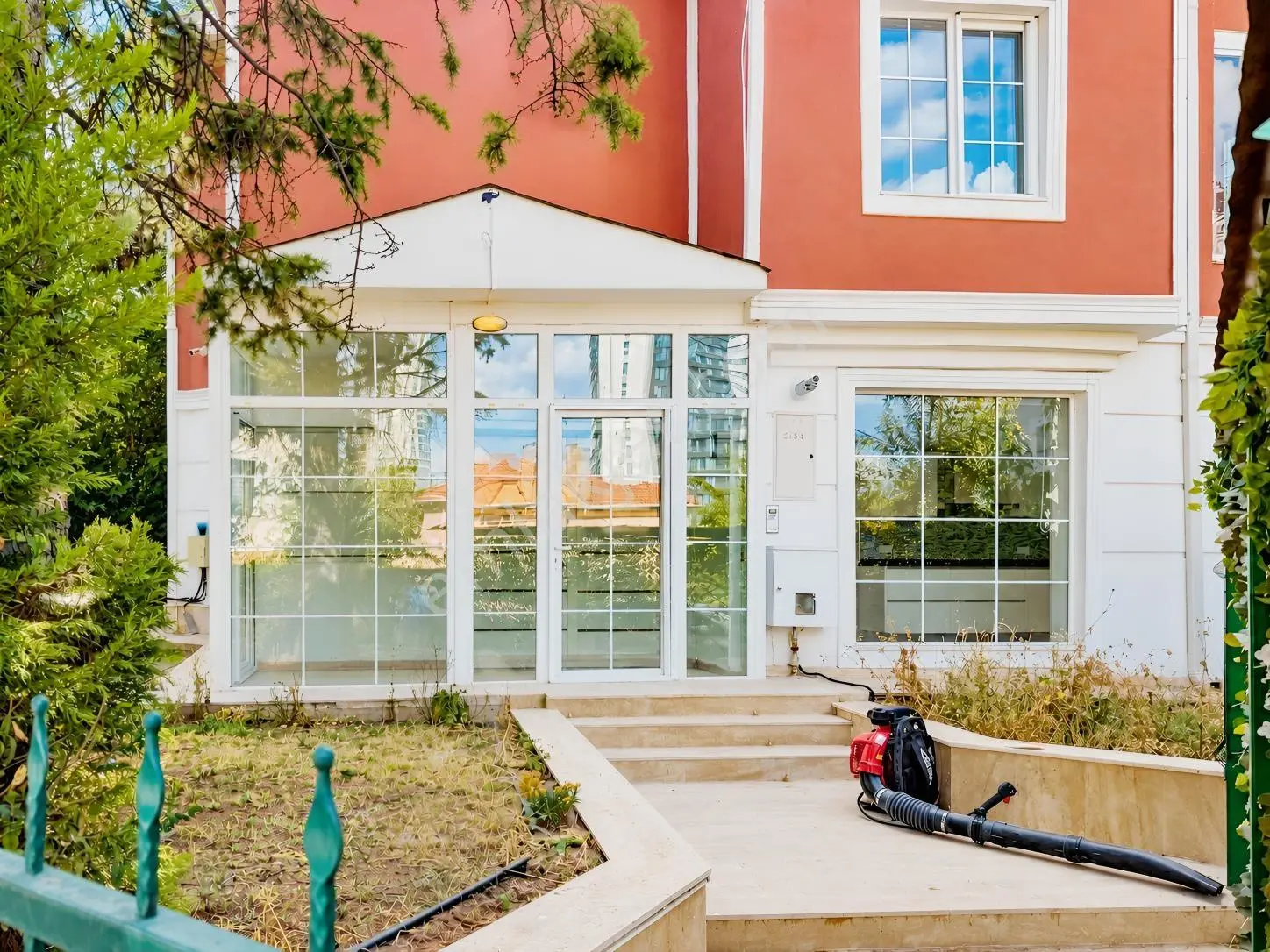 Beytepe Sitede Satılık 4+1 Bahçeli Villa Otoparklı Ebeveyn Banyo — fotoğraf 4