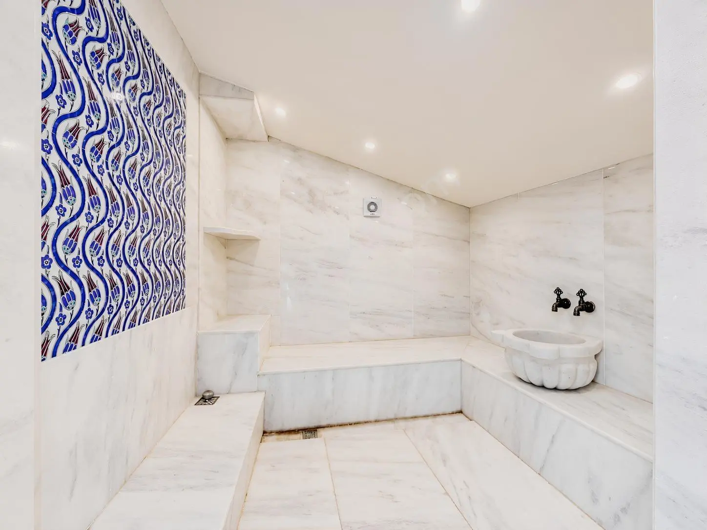 Beytepe Sitede Satılık 4+1 Bahçeli Villa Otoparklı Ebeveyn Banyo — fotoğraf 40