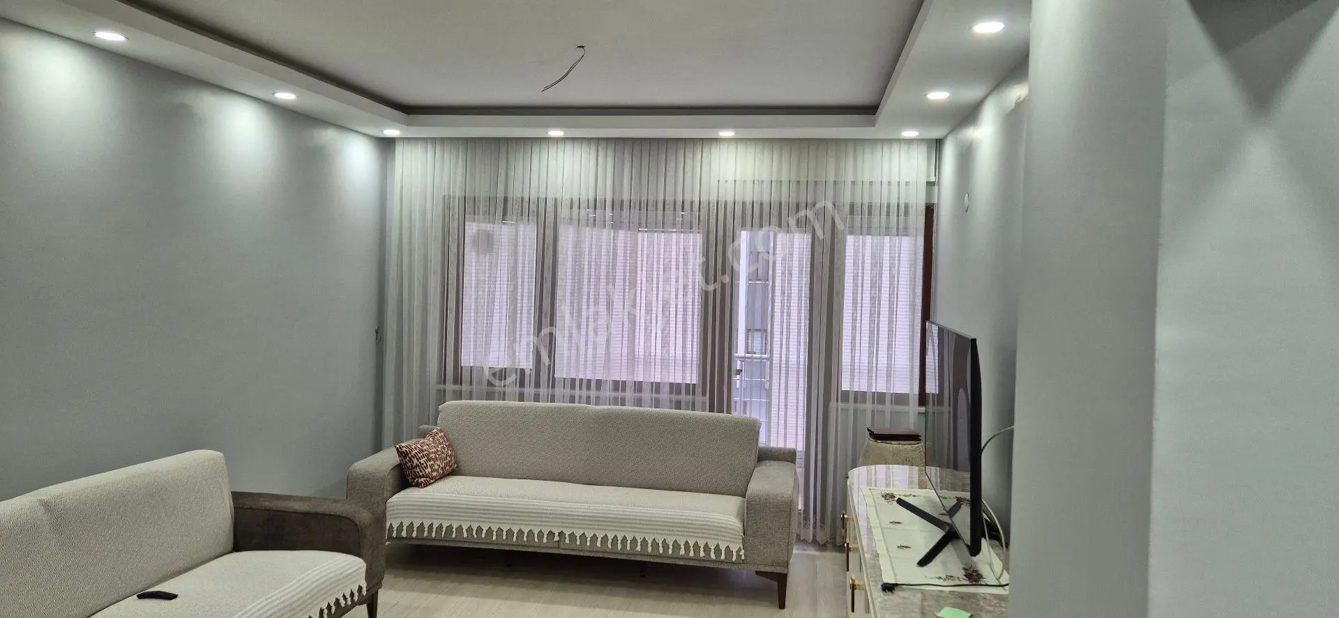 Öztürkler Gayrimenkulden Trabzon Ortahisar Karşıyaka Mah 110m2 3+1 3.kat Yeni Yapılmış Satılık Daire — fotoğraf 3