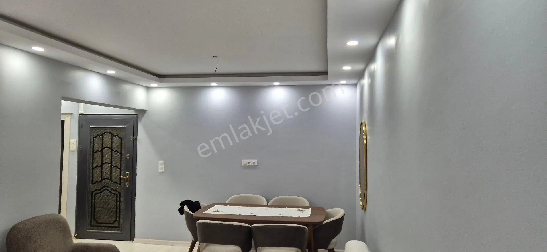 Öztürkler Gayrimenkulden Trabzon Ortahisar Karşıyaka Mah 110m2 3+1 3.kat Yeni Yapılmış Satılık Daire — fotoğraf 4