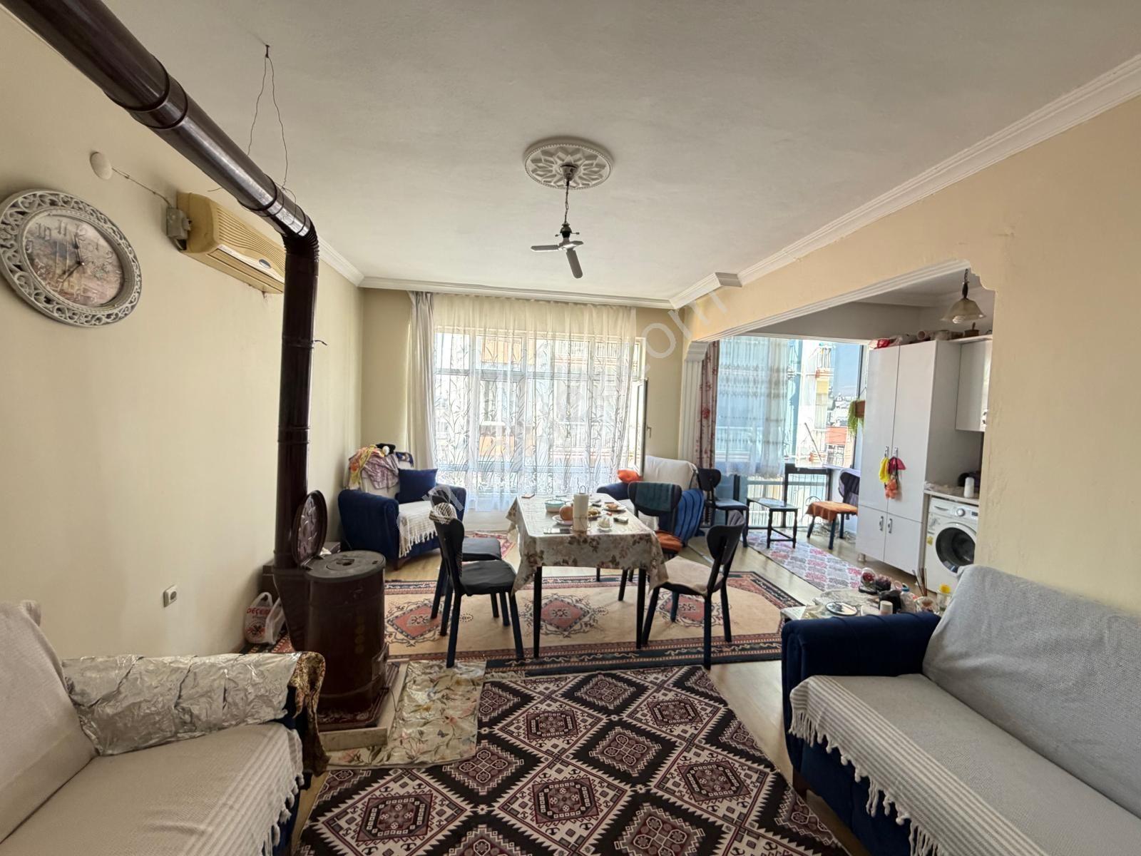 Prestij'den Yeni Mah'de Asansörlü Geniş Oturumlu 2+1 Daire — fotoğraf 4