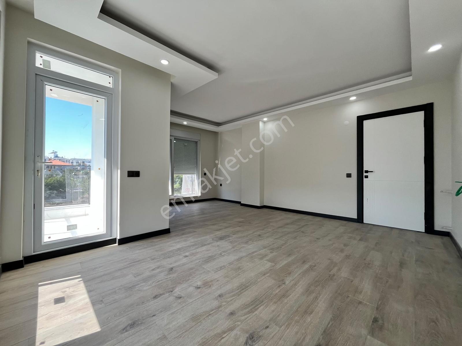 Tramvayın Yakını Mükemmel Konumda Lüx 2+1 Daire! — fotoğraf 22