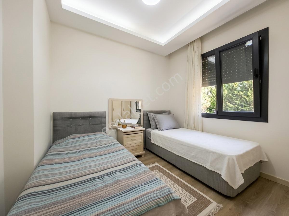 Dıdım Efeler Oracle Marına Apartmanları Sıtesınde Satılık 1+1 — fotoğraf 16