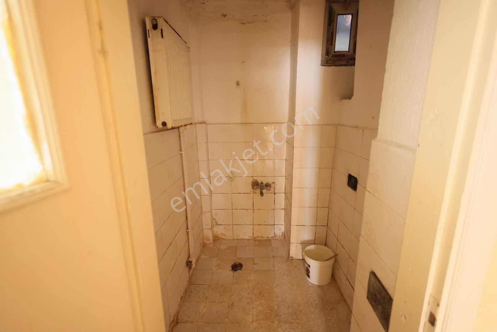 *trio Gayrimenkulden Karşıyakada Komple Satılık Bina* — fotoğraf 10