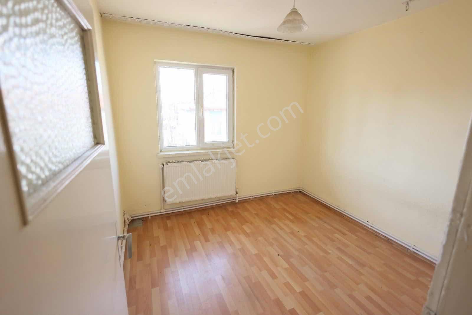 *trio Gayrimenkulden Karşıyakada Komple Satılık Bina* — fotoğraf 14