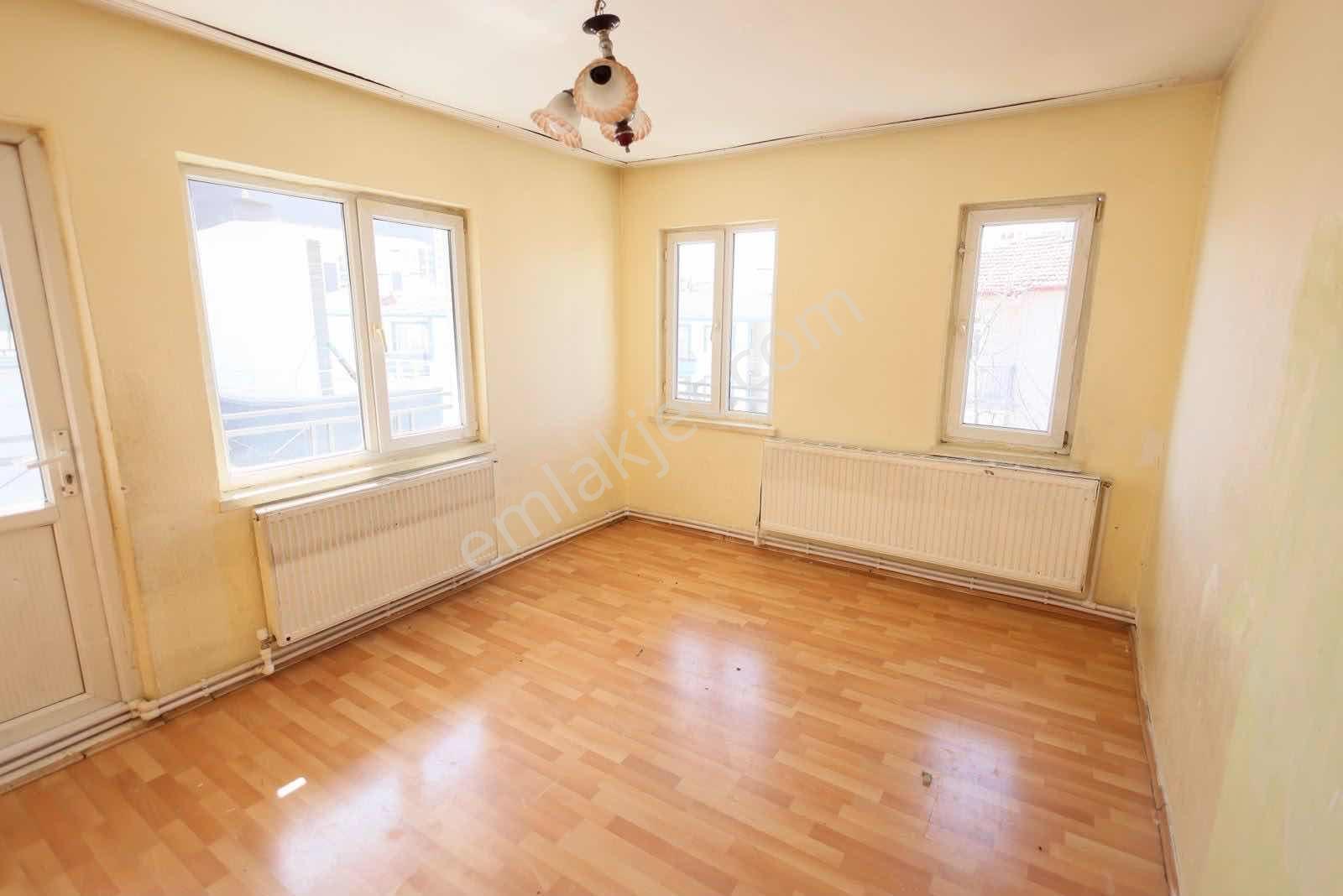 *trio Gayrimenkulden Karşıyakada Komple Satılık Bina* — fotoğraf 17