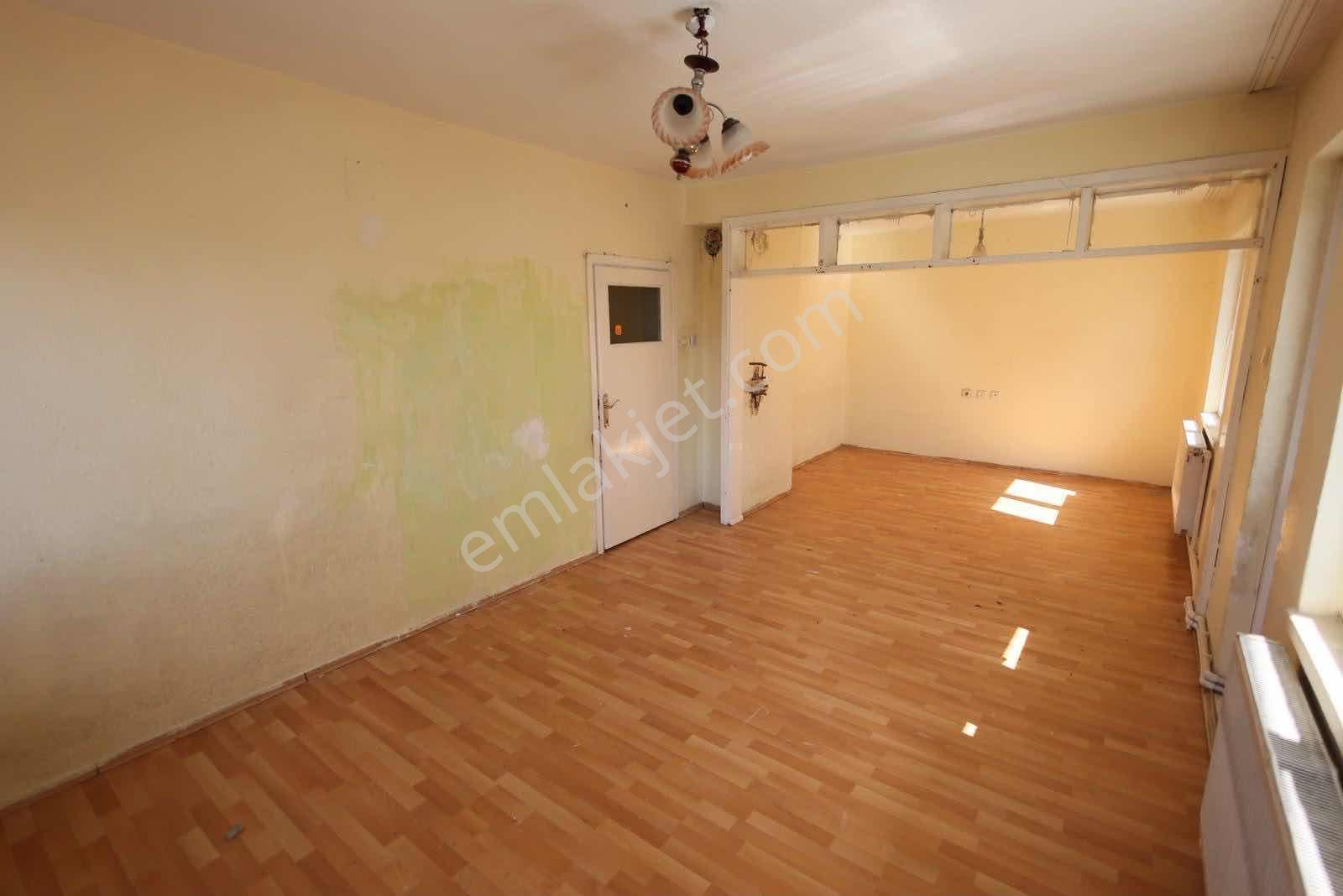 *trio Gayrimenkulden Karşıyakada Komple Satılık Bina* — fotoğraf 21