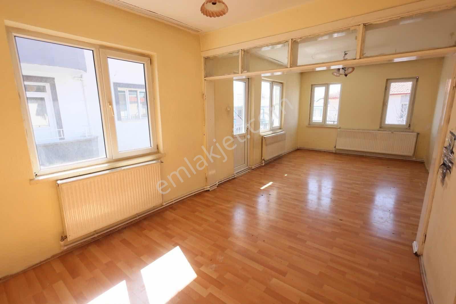 *trio Gayrimenkulden Karşıyakada Komple Satılık Bina* — fotoğraf 23