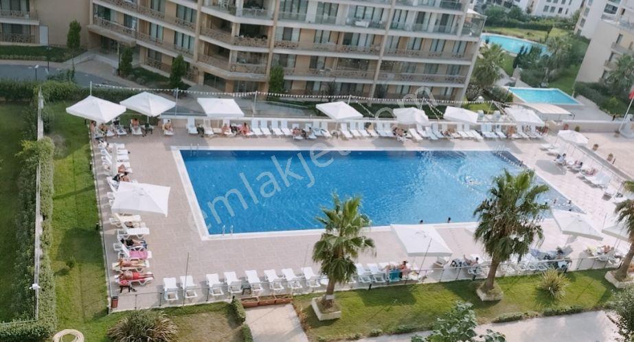 Tuzla Evora E Parsel Deniz & Havuz Manzaralı Satılık 1+1 Daire