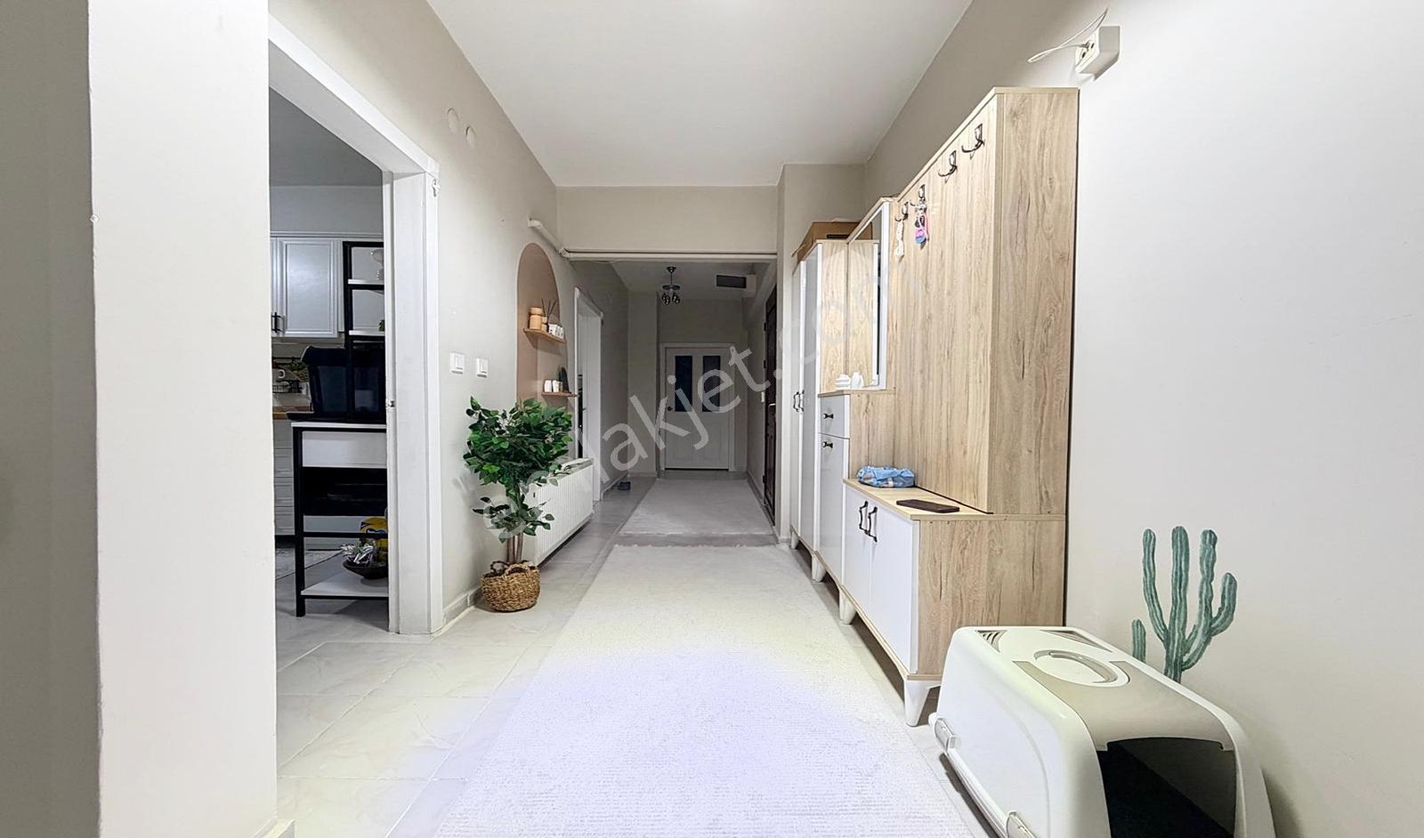 Yasa'dan Kafkas'da 3+1 Site İçinde Asansrlü Full Yapılı Kök Tapu — fotoğraf 7