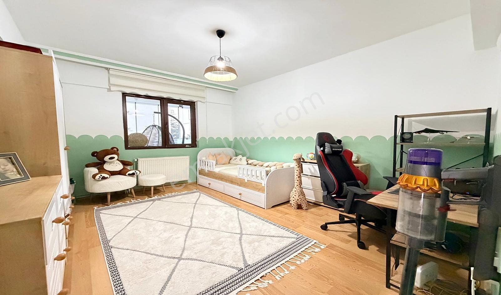 Yasa'dan Kafkas'da 3+1 Site İçinde Asansrlü Full Yapılı Kök Tapu — fotoğraf 21
