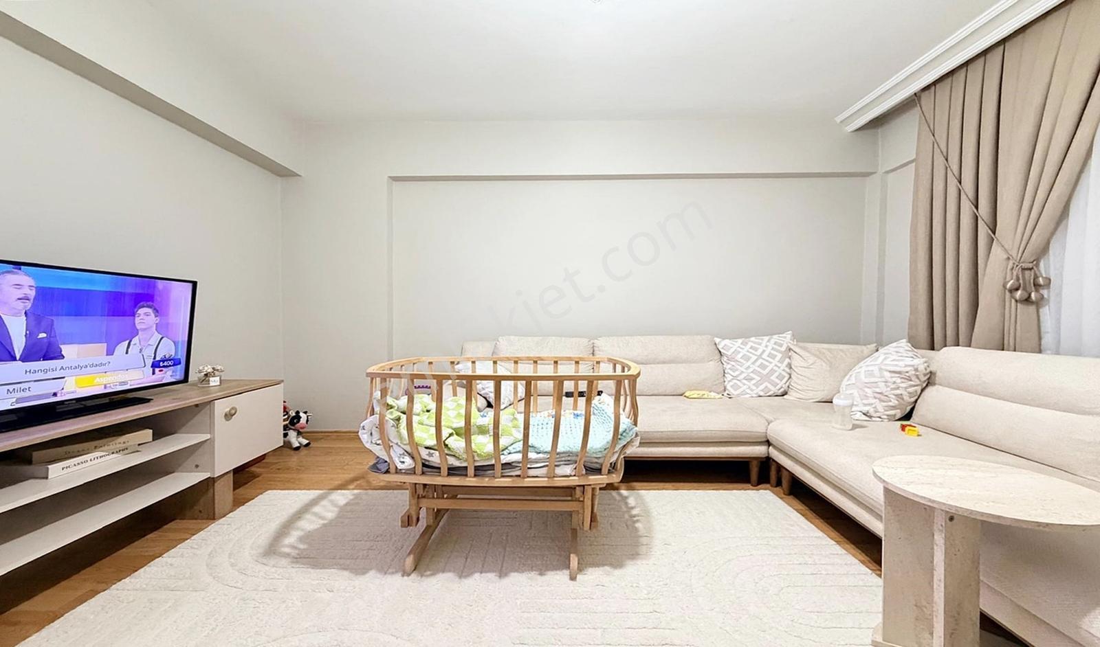 Yasa'dan Kafkas'da 3+1 Site İçinde Asansrlü Full Yapılı Kök Tapu — fotoğraf 35