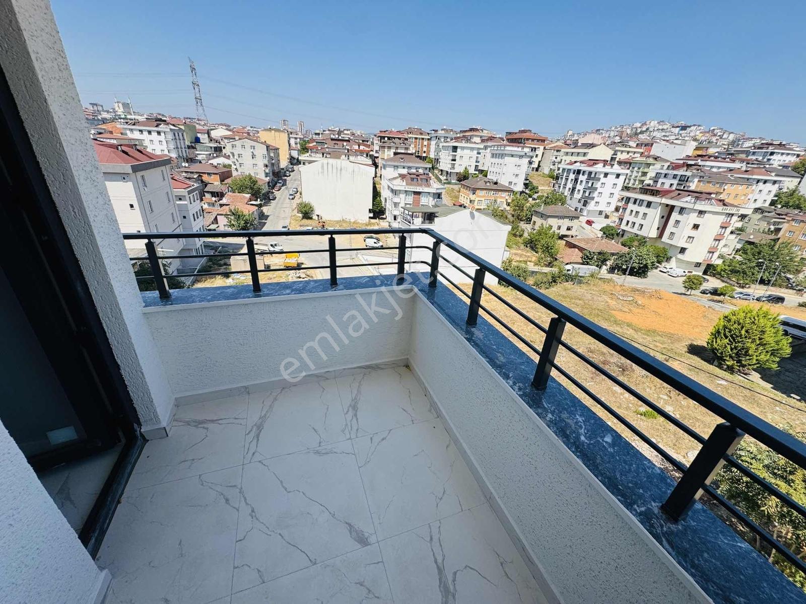 Abdurrahmangazide Yeni Bina 3+1 Balkonlu Satılık Daire — fotoğraf 6