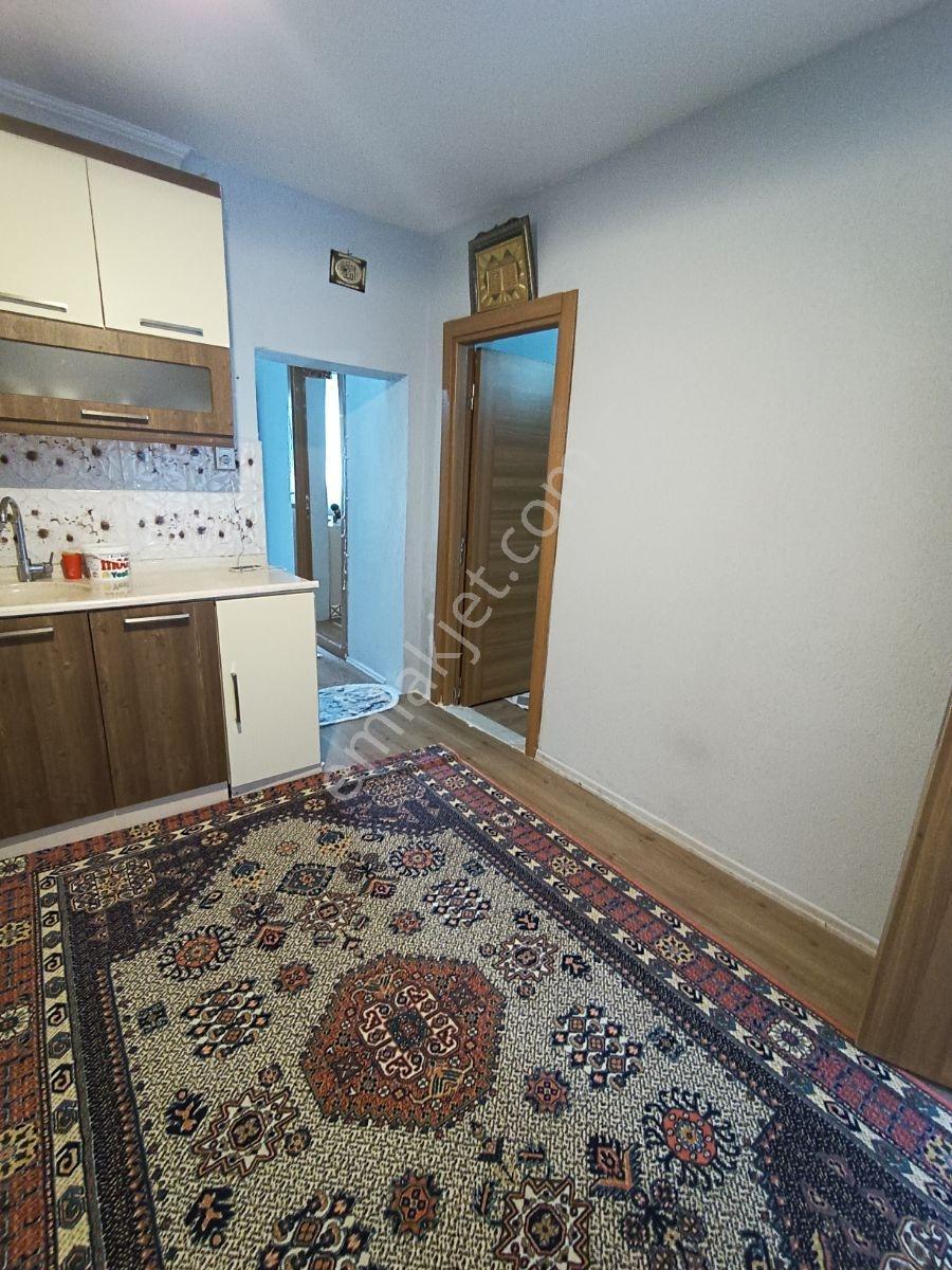 İzmir Karabağlarda 1 Ev Fiyatina İki Katlı Bina — fotoğraf 9