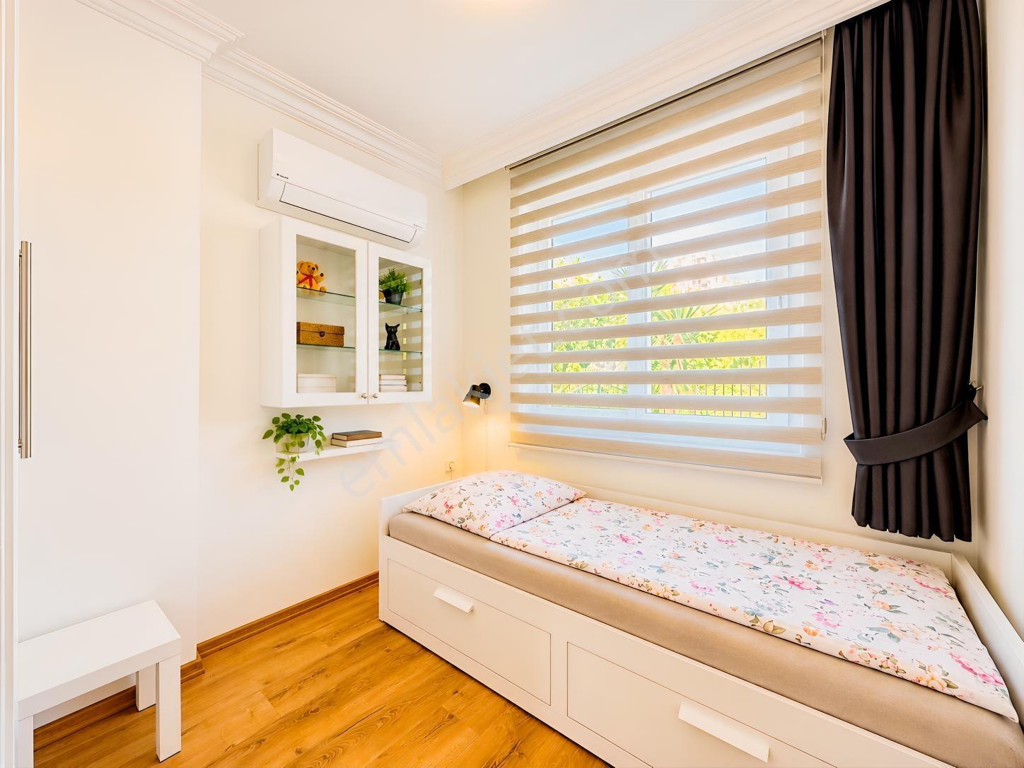 Alanya Merkez 'de 2+1 110m2 Havuz, Jeneratör, Asansörrrrrrrrrrrr — fotoğraf 26